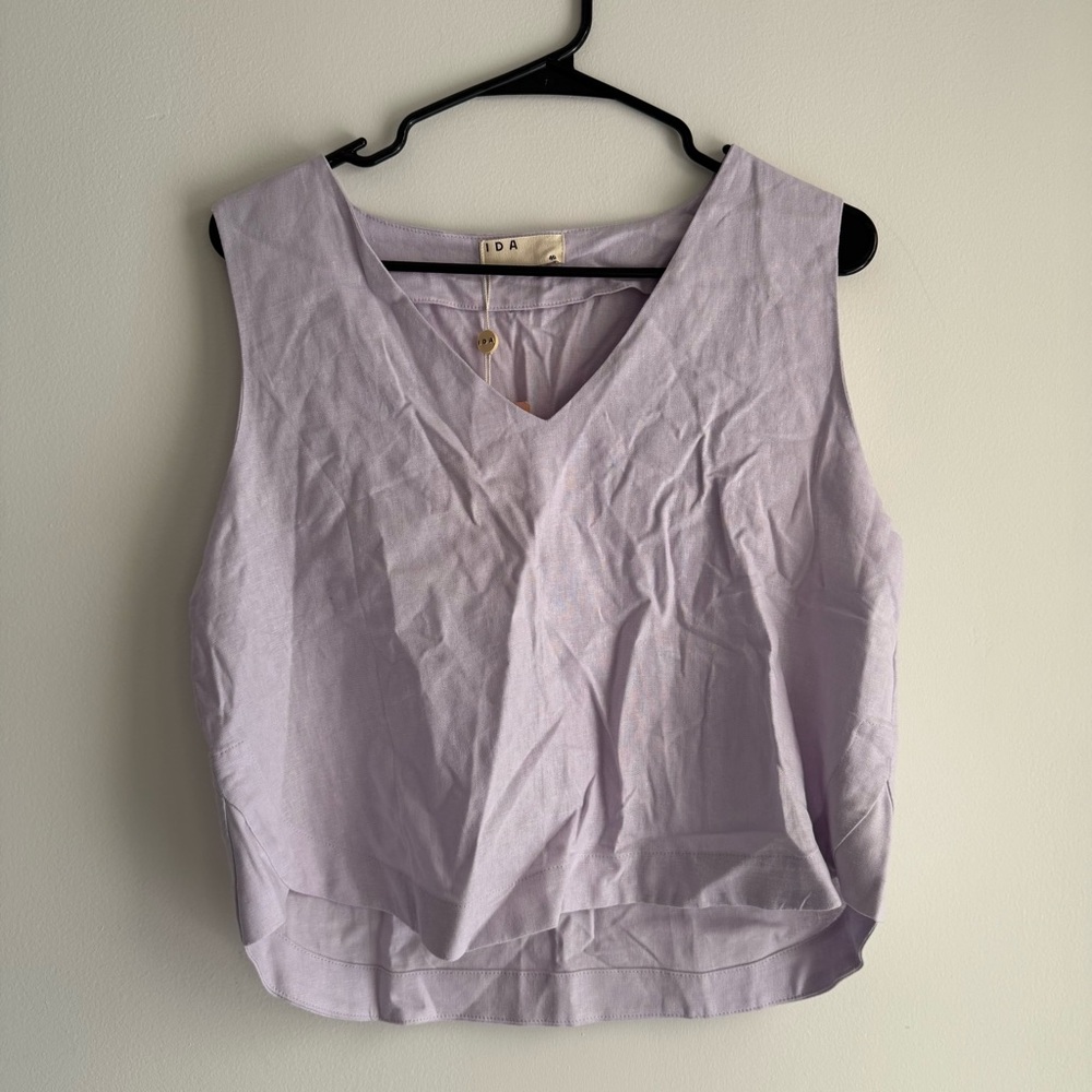 NWT - Women's Lavender Sleeveless Top